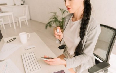 Cómo emprender un negocio de cosméticos